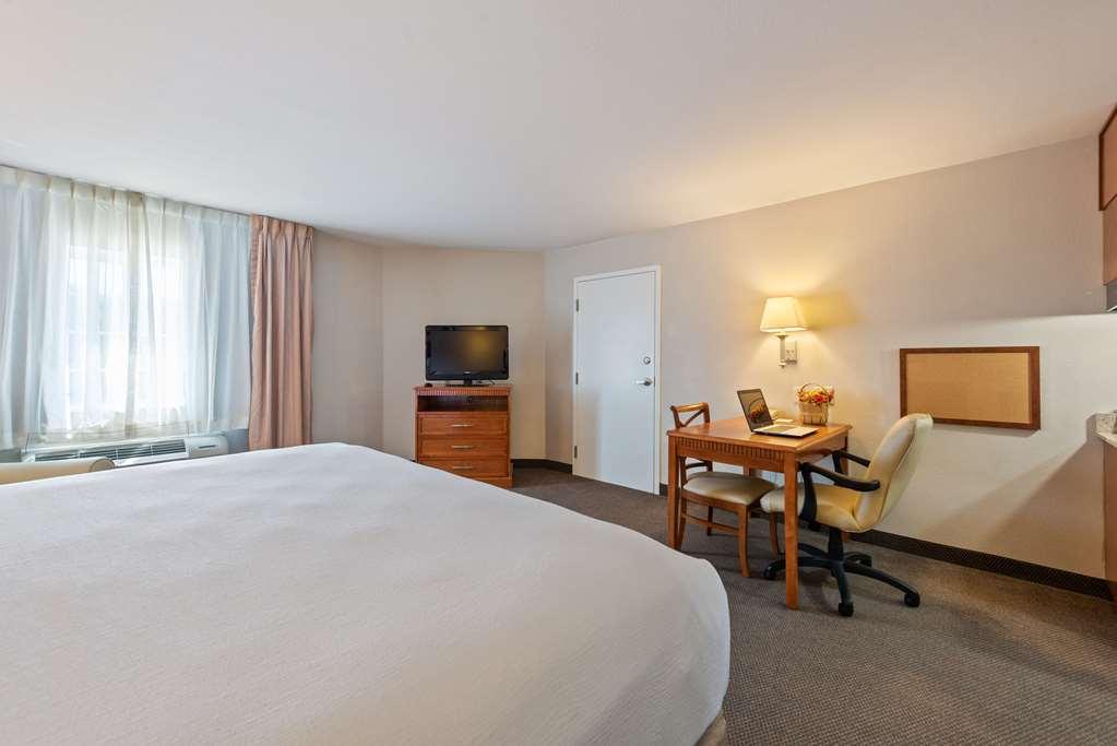 Extended Stay America Suites - Houston - Kingwood Room photo